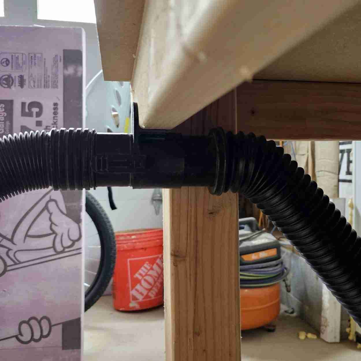 2 1/4" Shopvac Hose Bracket - image 3